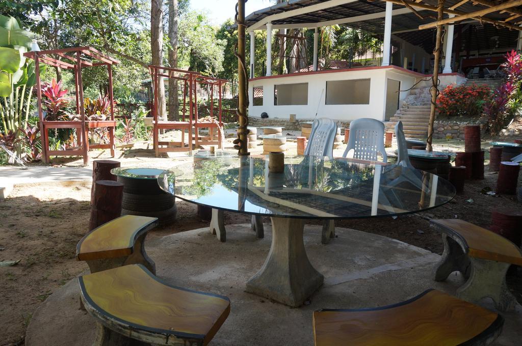 Han Rainforest Resort กัวลาทาฮัน ภายนอก รูปภาพ