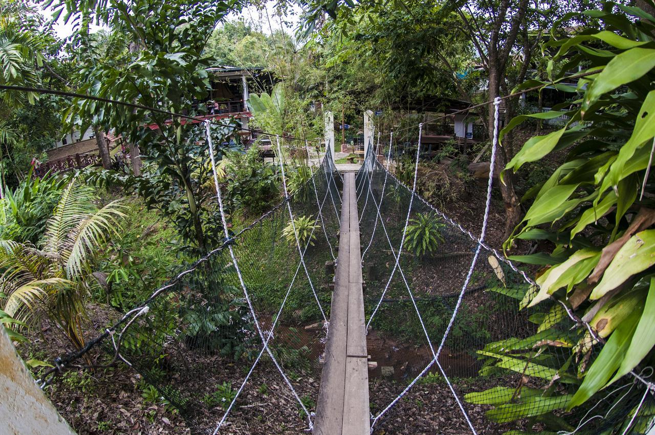 Han Rainforest Resort กัวลาทาฮัน ภายนอก รูปภาพ