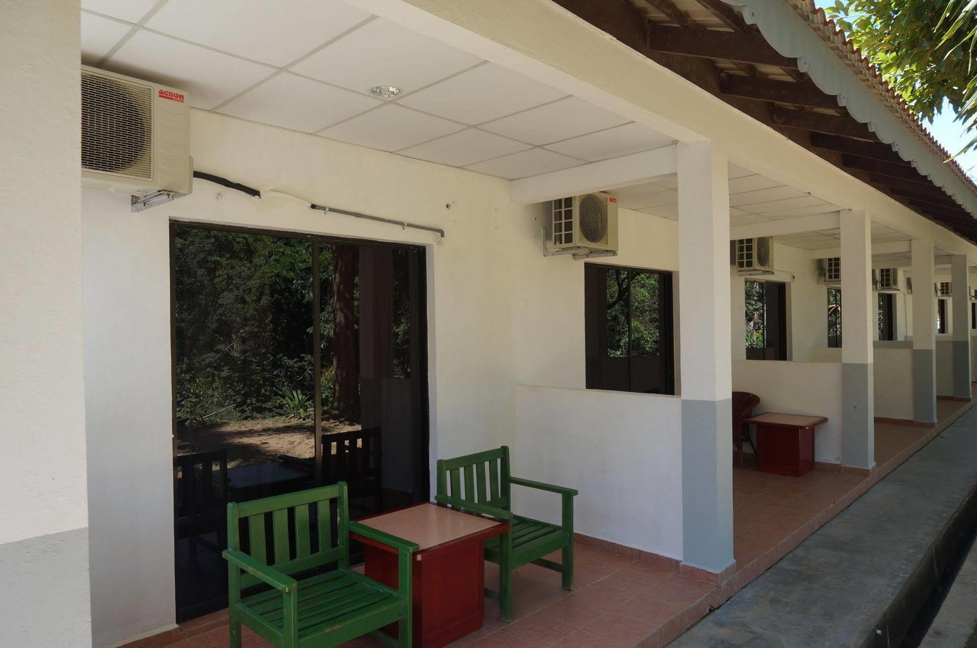 Han Rainforest Resort กัวลาทาฮัน ภายนอก รูปภาพ